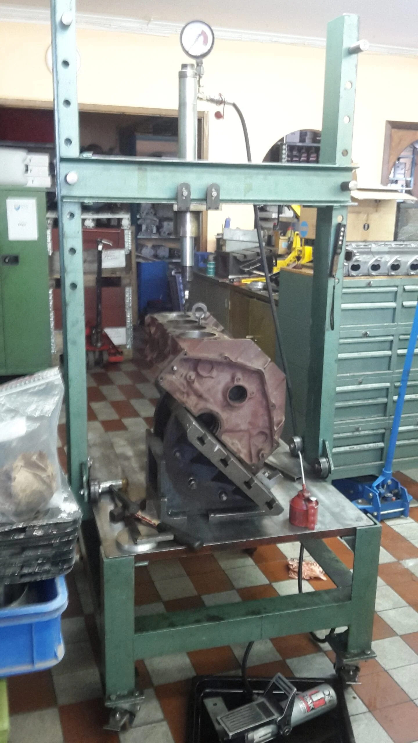 Montering reparationsfoder